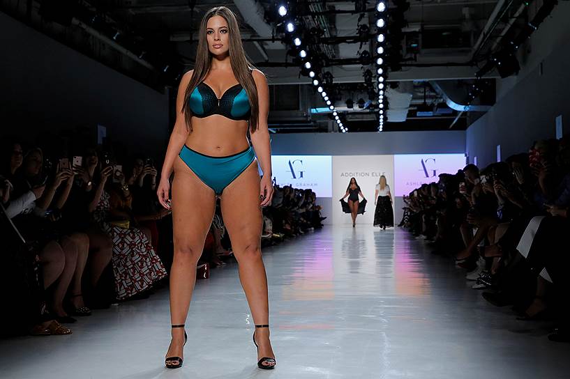 $5,5 млн. Десятку замыкает единственная вошедшая в нее модель plus size Эшли Грэм. Успех 30-летней американке обеспечили собственные линии одежды Addition Elle, Dressbarn и Swimsuits For All, а также рекламные кампании для Lane Bryant и H&amp;M