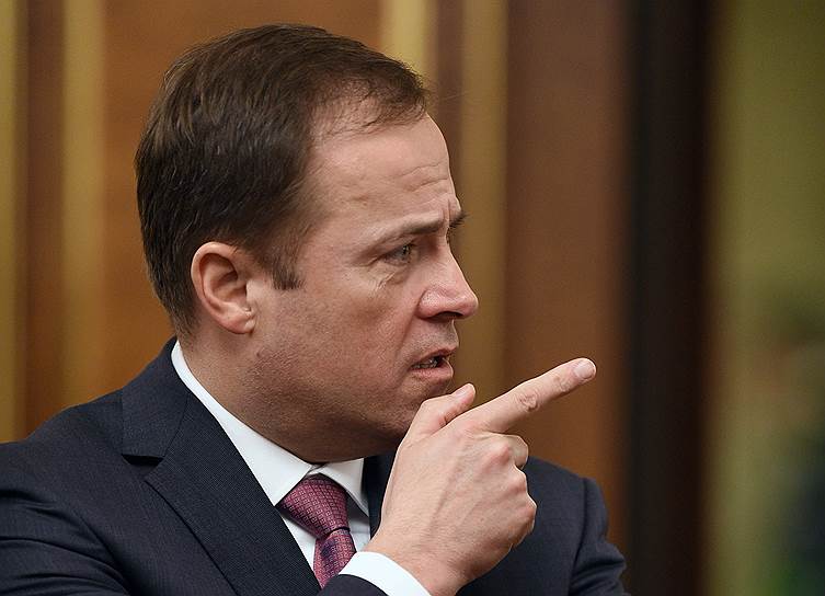 Глава «Роскосмоса» Игорь Комаров