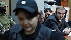 Заседание по аресту сенатора Арашукова закрыли от СМИ
