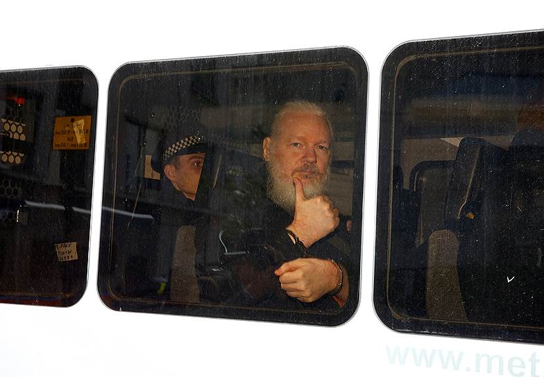 Основатель WikiLeaks Джулиан Ассанж