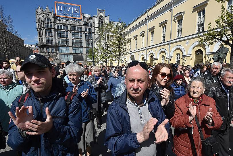 Актрису похоронили на Новодевичьем кладбище в Москве