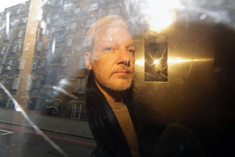 Основатель WikiLeaks Джулиан Ассанж