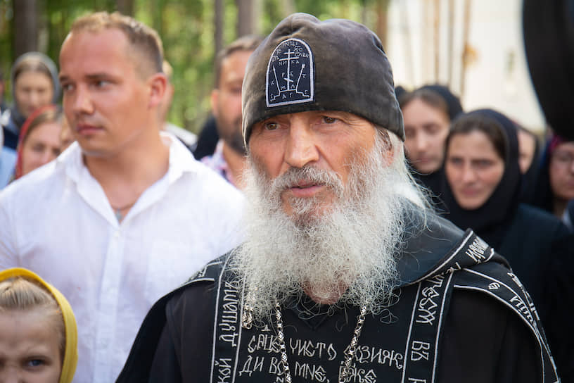 Лишенный церковного сана отец Сергий (Николай Романов)