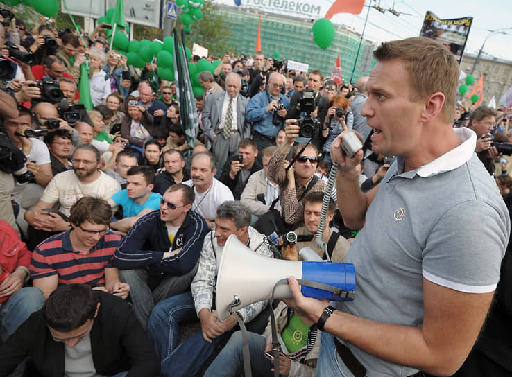 Алексей Навальный во время акции оппозиции "Марш миллионов"  в 2012 году