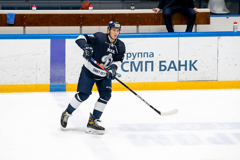Хоккеист Тимур Файзутдинов