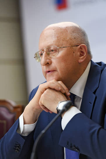 Александр Гинцбург