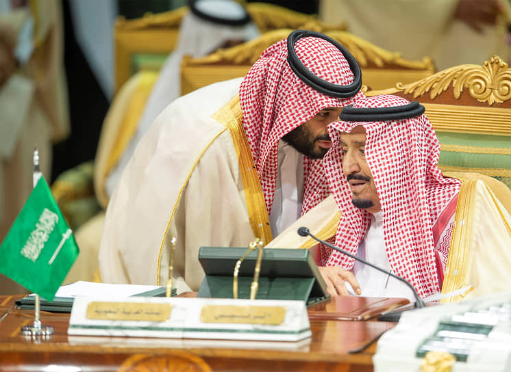 Наследный принц Саудовской Аравии Мохаммед бин Салман и король Саудовской Аравии Салман бин Абдулазиз аль Сауд