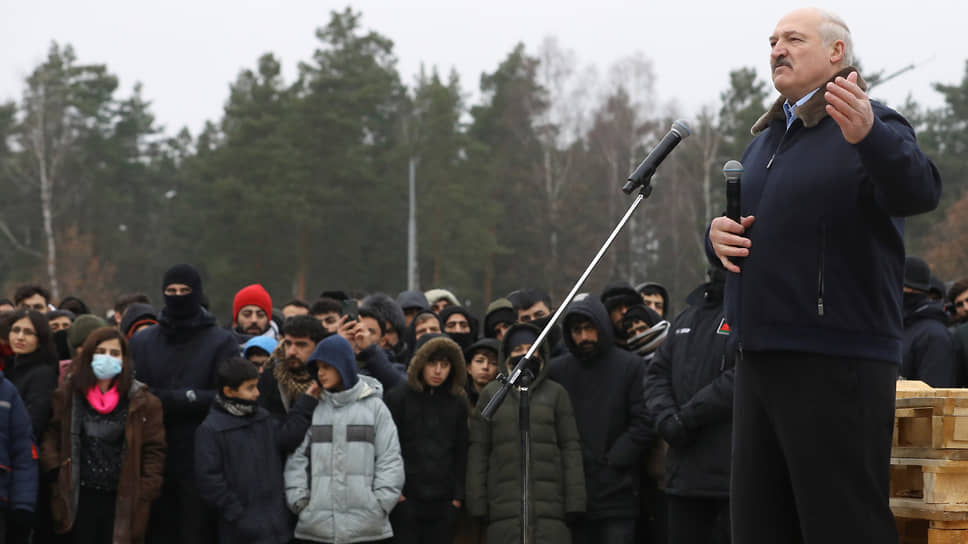 Что Александр Лукашенко пообещал мигрантам