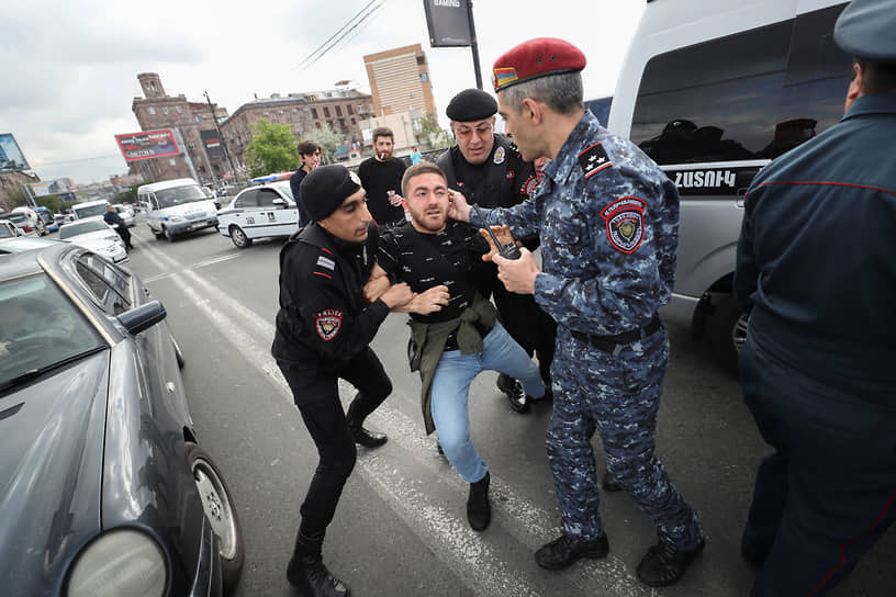 Протесты в Ереване 