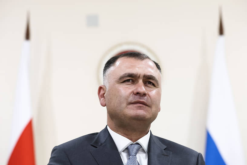 Избранный президент Южной Осетии Алан Гаглоев