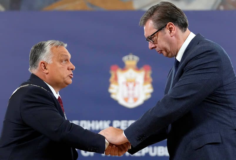 Премьер Венгрии Виктор Орбан (слева) и президент Сербии Александр Вучич