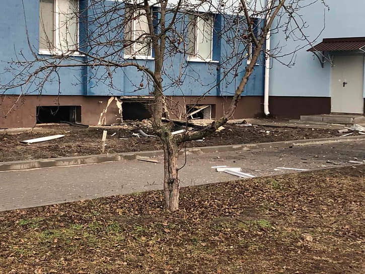 Последствия обстрела села Новая Таволжанка в Шебекинском городском округе