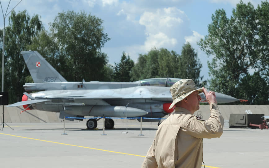 Польские F-16