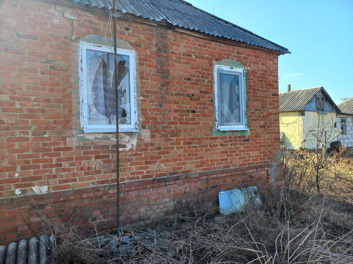 В белгородском селе от обстрела выбило окна в частном доме