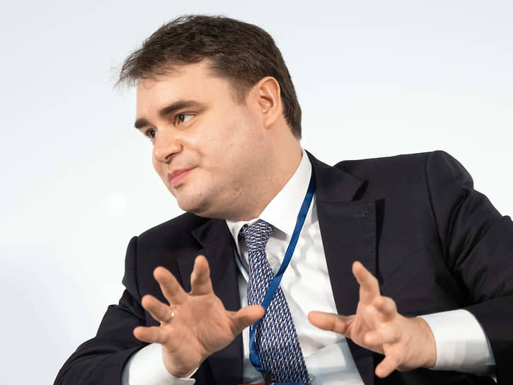Заместитель министра промышленности и торговли Василий Осьмаков