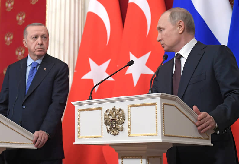 Реджеп Тайип Эрдоган (слева) и Владимир Путин на пресс-конференции по итогам переговоров в Кремле в 2020 году