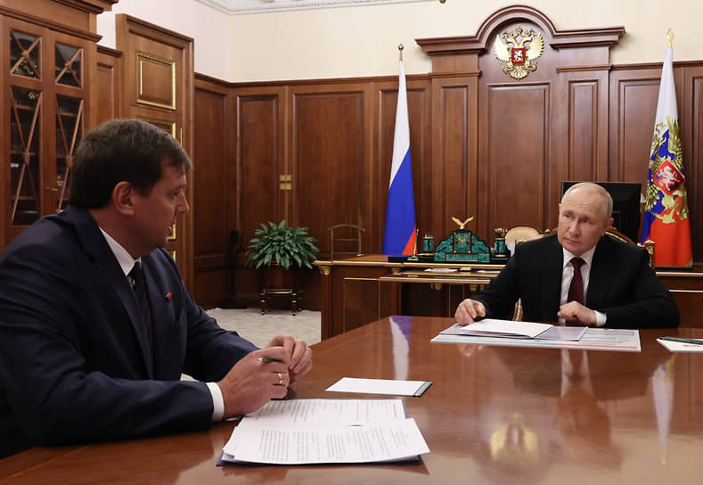 Евгений Балицкий (слева) и Владимир Путин во время встречи в Кремле
