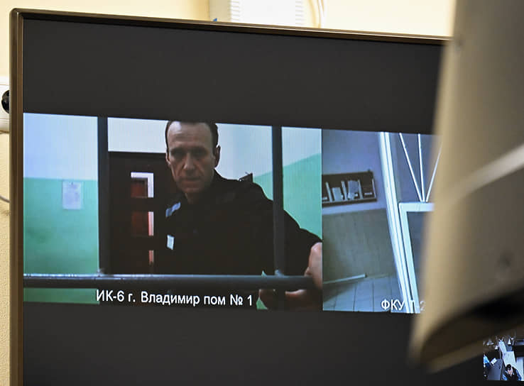 Алексей Навальный во время рассмотрения жалобы в сентябре