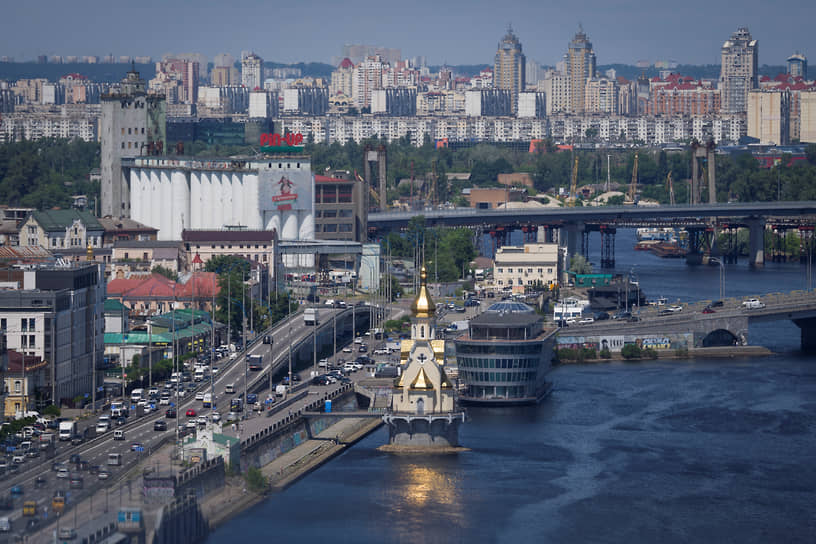 Вид на реку Днепр в Киеве