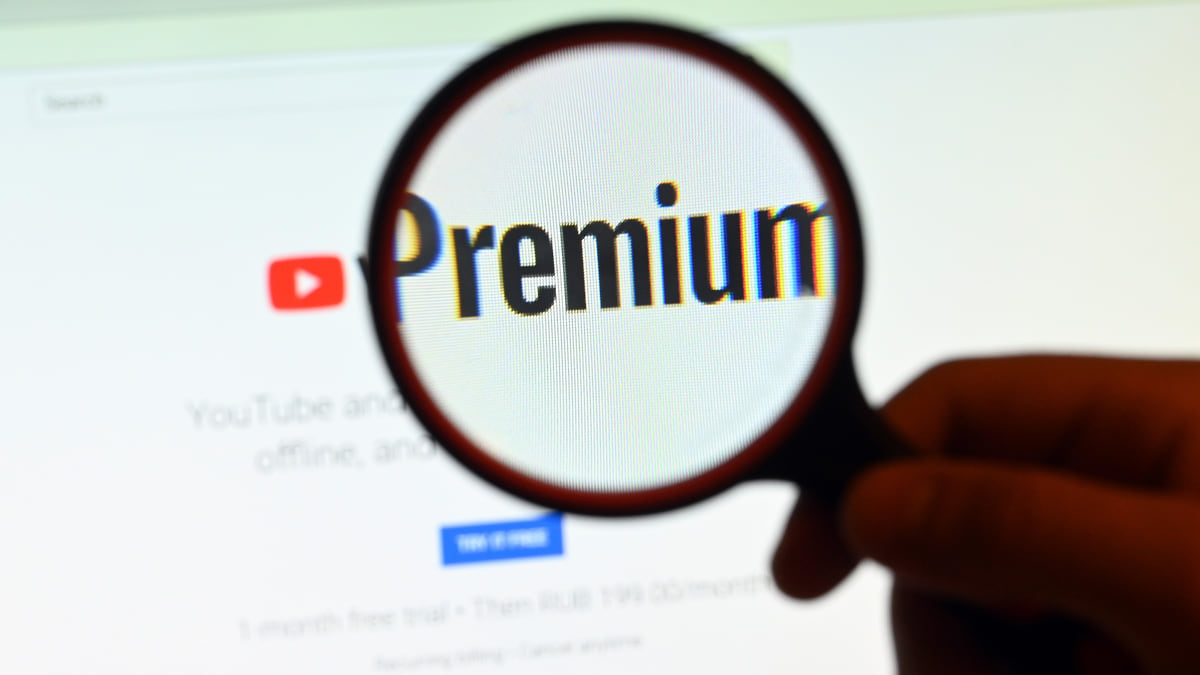 YouTube начал отключать у пользователей Premium-подписку не своей страны –  Коммерсантъ