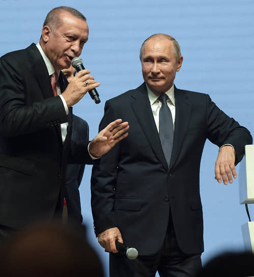 Реджеп Тайип Эрдоган (слева) и Владимир Путин в 2018 году
