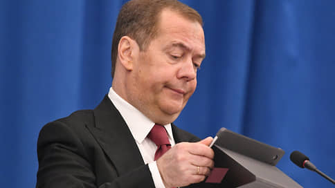 Медведев: Россия переживет новые санкции, но не забудет их