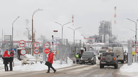 ЛУКОЙЛ запустил установку первичной переработки нефти после атаки БПЛА