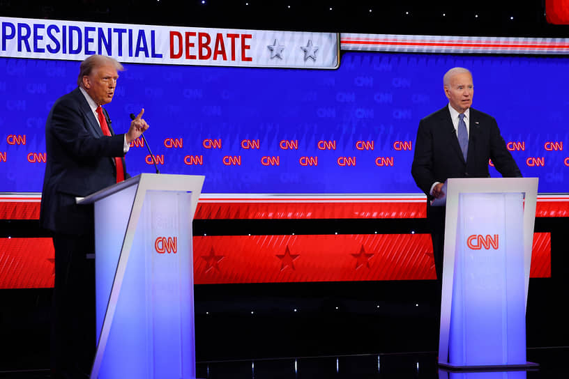 Дональд Трамп (слева) и Джо Байден во время дебатов