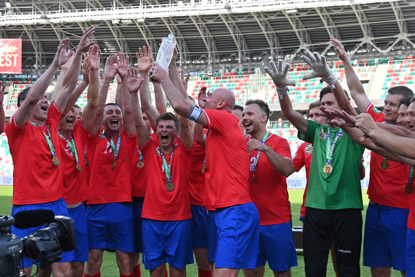 Команда легенд сборной России по футболу