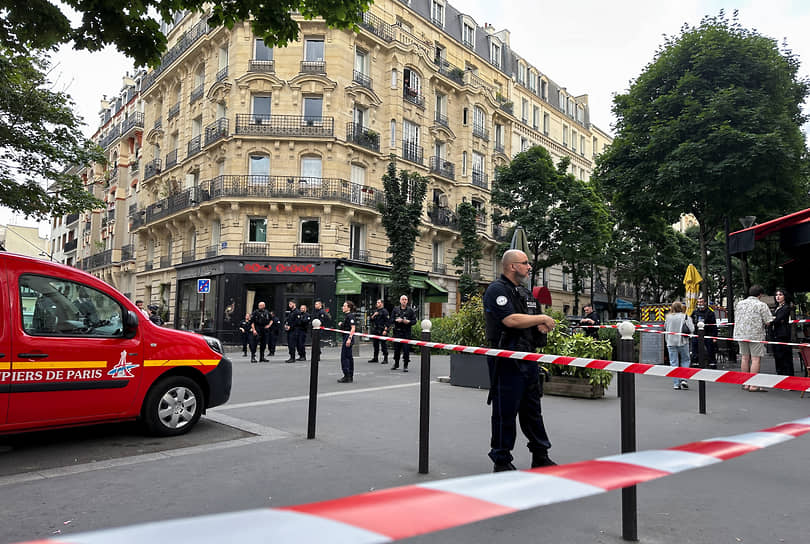 Полиция на месте происшествия в Париже
