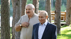 Лукашенко рассказал, что обсуждал с Путиным расчеты за нефть