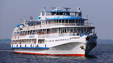 Теплоход с 170 пассажирами сел на мель в акватории Ладожского озера
