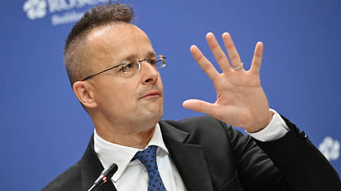 Венгрия отказалась от получения транзитной российской нефти через Хорватию