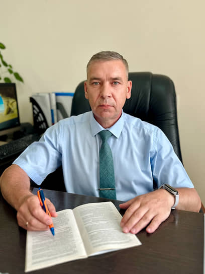 Роман Захаров