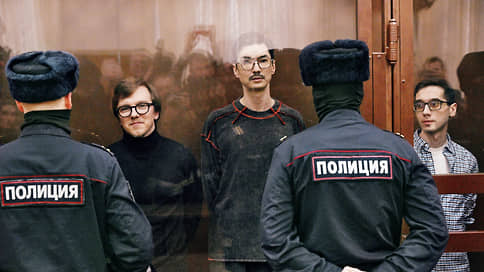 Мосгорсуд смягчил приговоры обвиняемым в вымогательстве у Чемезова