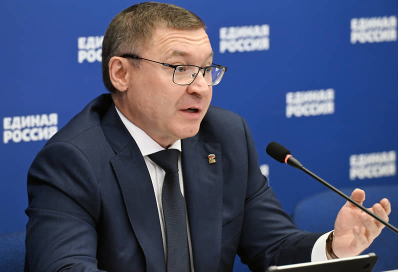 Владимир Якушев