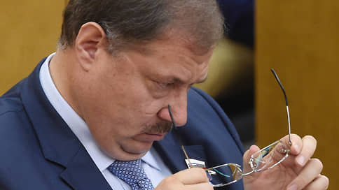 РБК: двух депутатов Госдумы могут лишить мандатов за прогулы