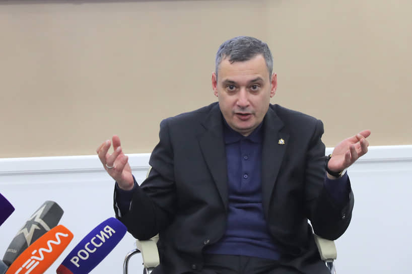 Александр Хинштейн