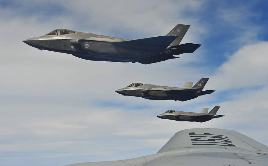 Истребители F-35A Lightning II