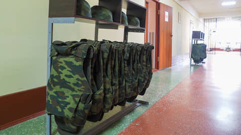 Долг по налогам поставщика некачественных бронежилетов составляет 271 млн руб.