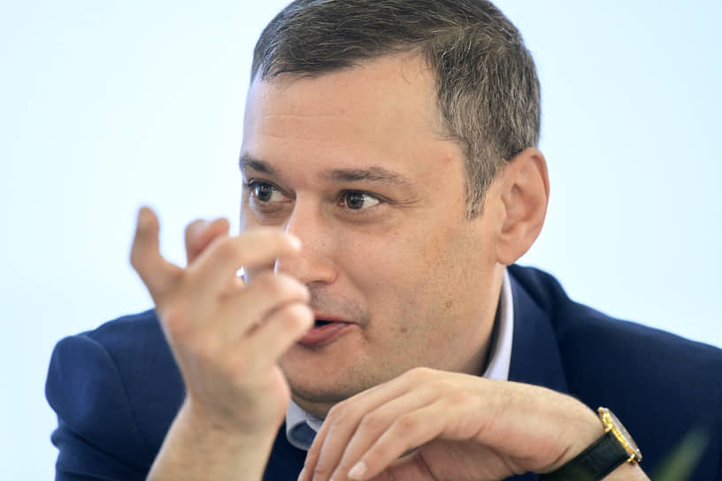 Александр Хинштейн