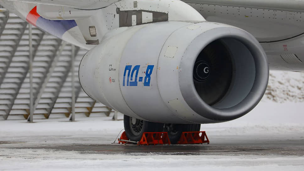 Самолет SJ-100 с российскими двигателями ПД-8 совершил первый полет