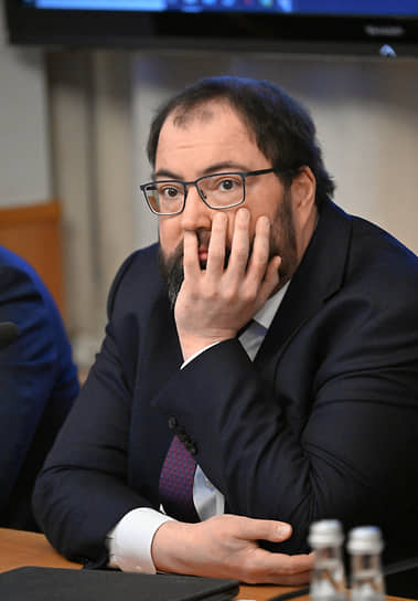 Максут Шадаев