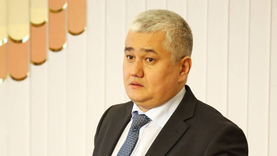 Василий Нагибин
