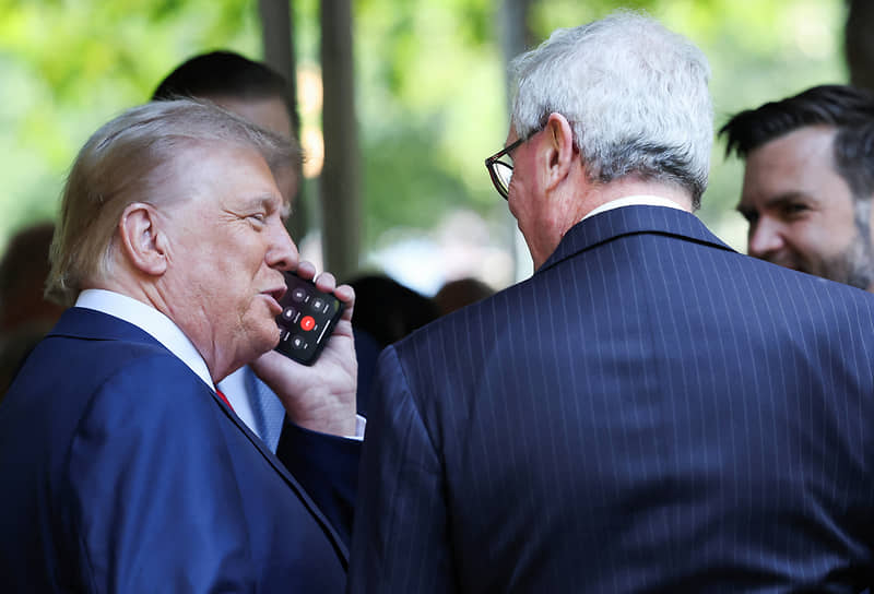 Дональд Трамп на церемонии, посвященной годовщине атаки на башни-близнецы (11 сентября 2024 года)