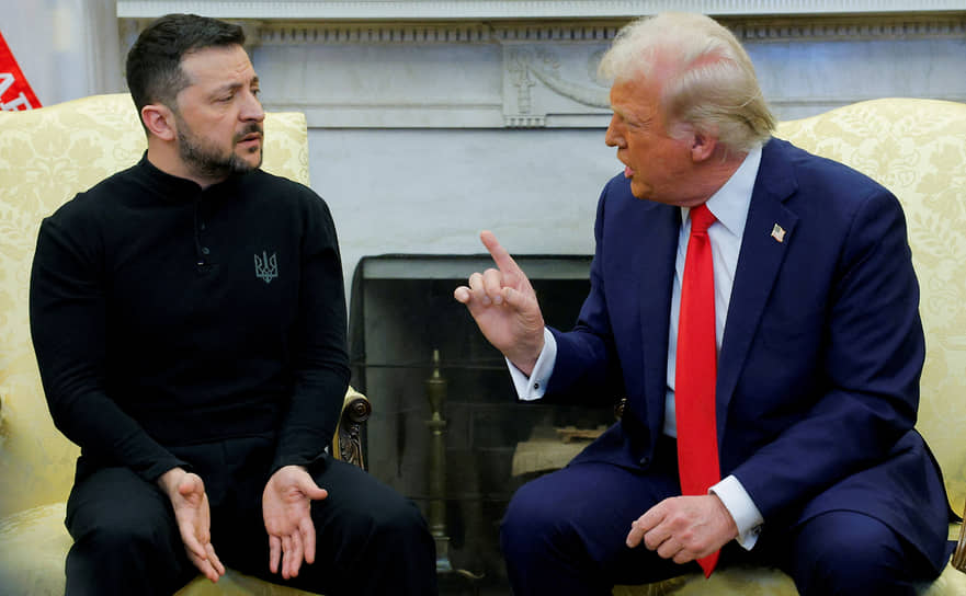 Президент США Дональд Трамп (справа) и президент Украины Владимир Зеленский