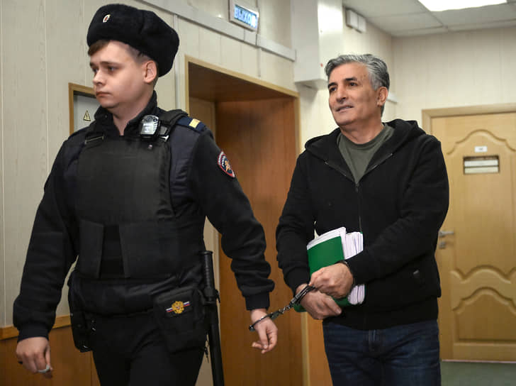 Эльман Пашаев в суде