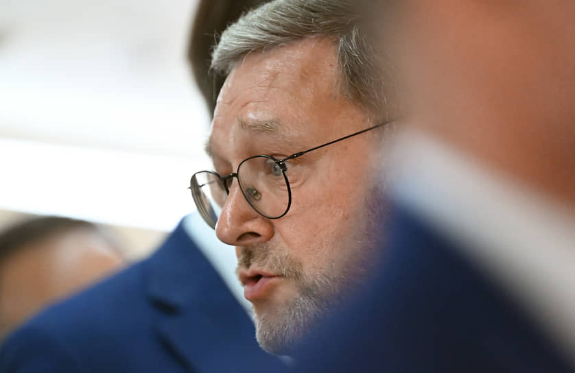 Константин Косачев