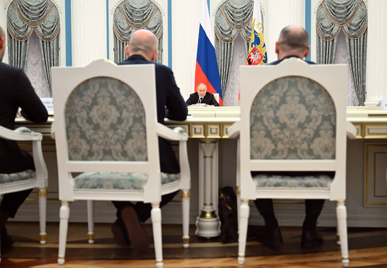 Встреча президента России Владимира Путина с представителями российских деловых кругов