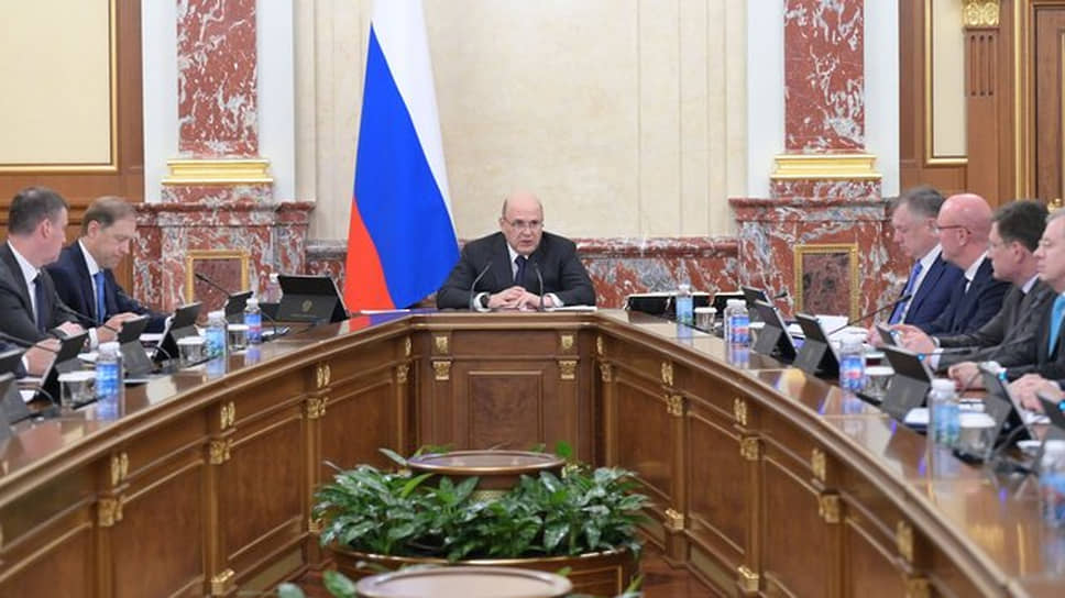 Михаил Мишустин на заседании правительства